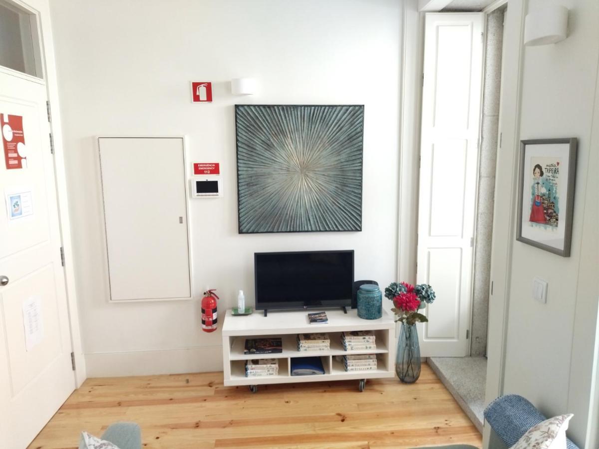 Santa Catarina Patio Apartment - With Washer Machine 波尔图 外观 照片