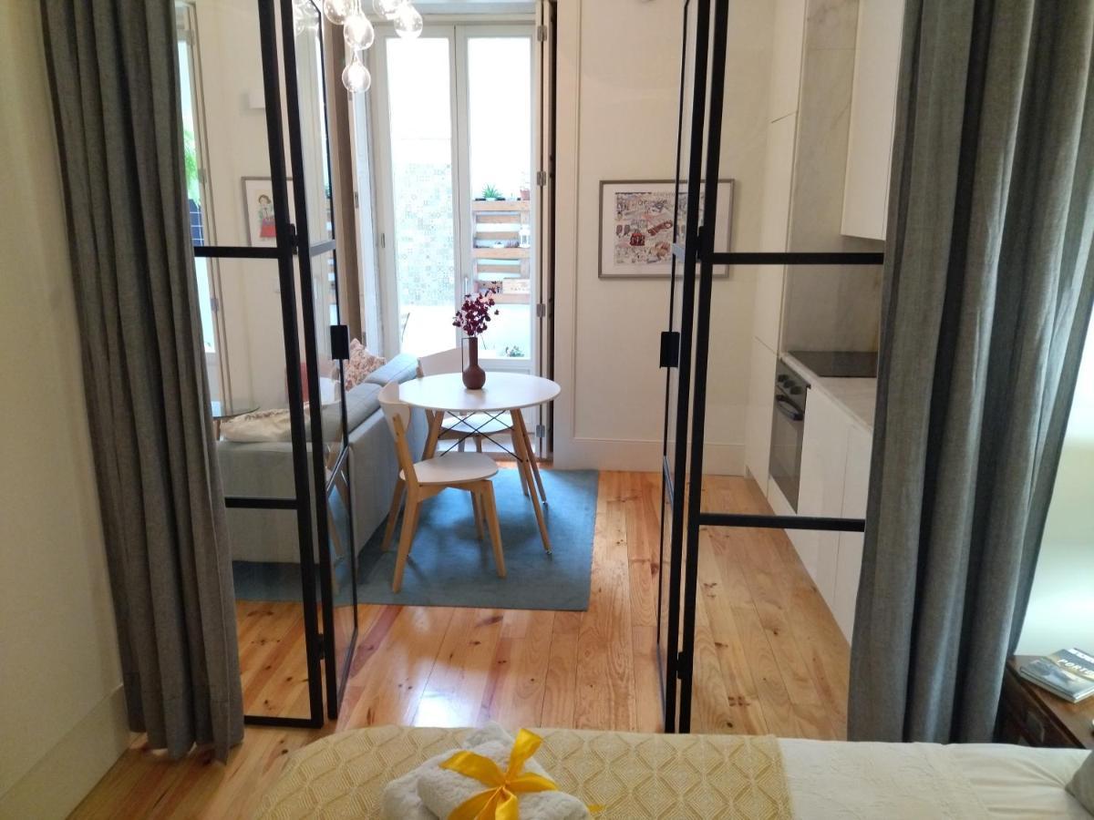 Santa Catarina Patio Apartment - With Washer Machine 波尔图 外观 照片